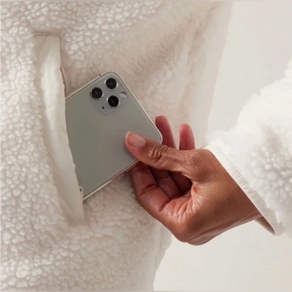 Athleta Cozy Snap Sherpa Sweatshirt Magnolia White Size Large - Picture 5 of 10